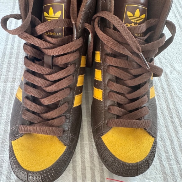 *RARE* Adidas Coffee (Brown) and Yellow High Half Shells - Picture 2 of 14